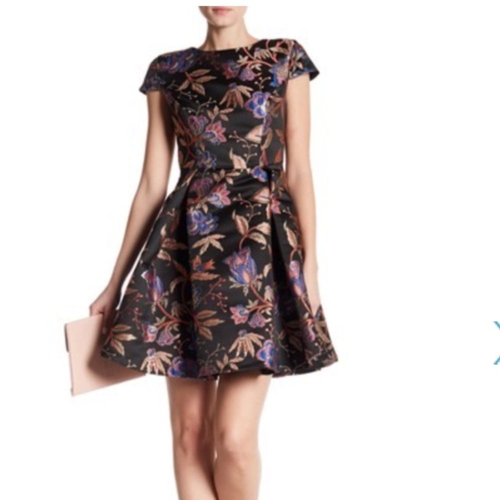 NWT Embroidered Romeo and Juliet Couture dress